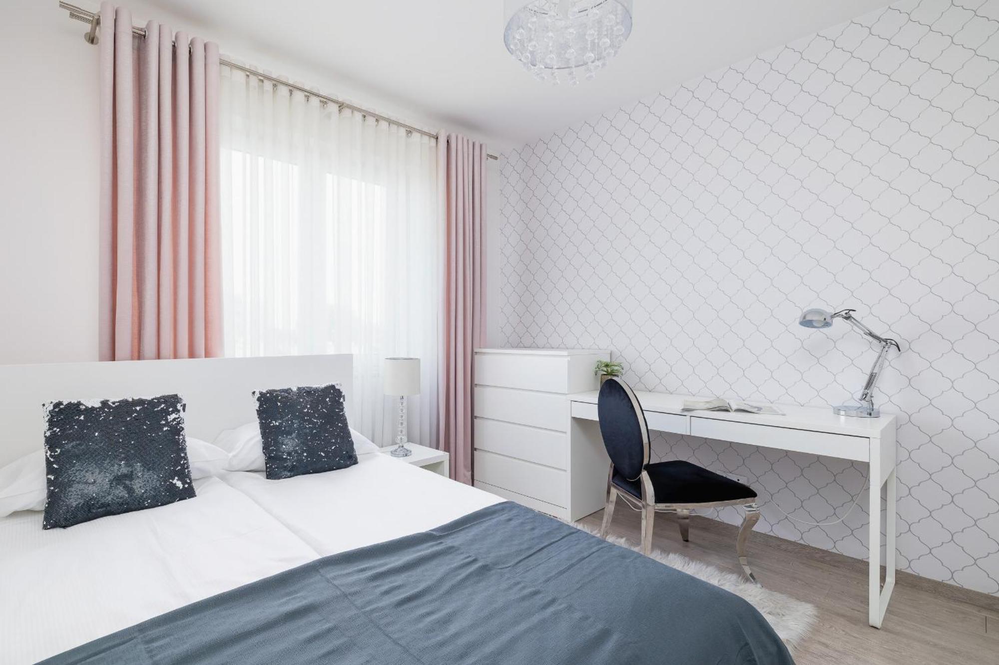 Cracow Pradnik Spacious & Family Apartment With 3 Bedroom By Renters Prestige Krasków Εξωτερικό φωτογραφία