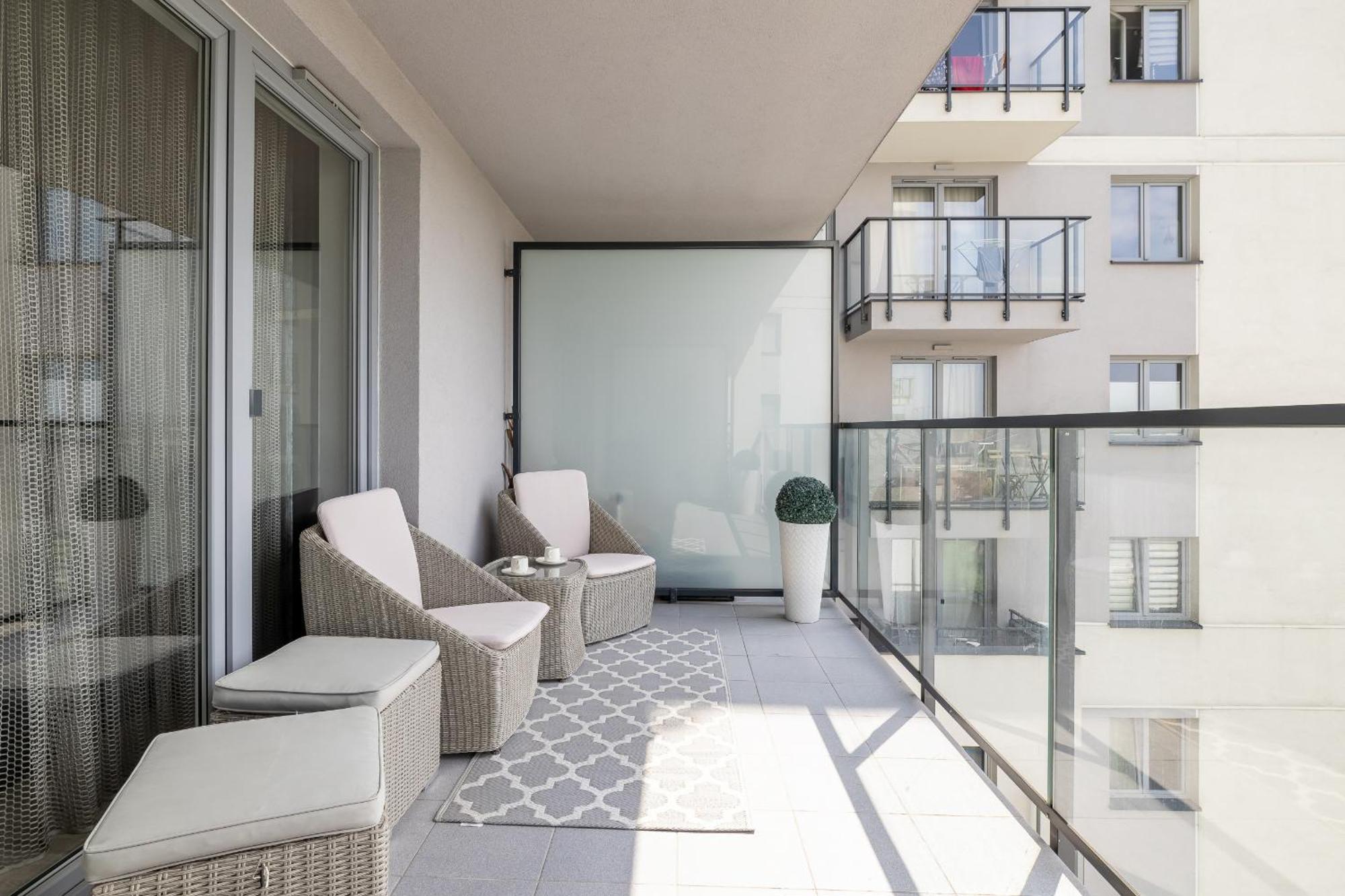 Cracow Pradnik Spacious & Family Apartment With 3 Bedroom By Renters Prestige Krasków Εξωτερικό φωτογραφία